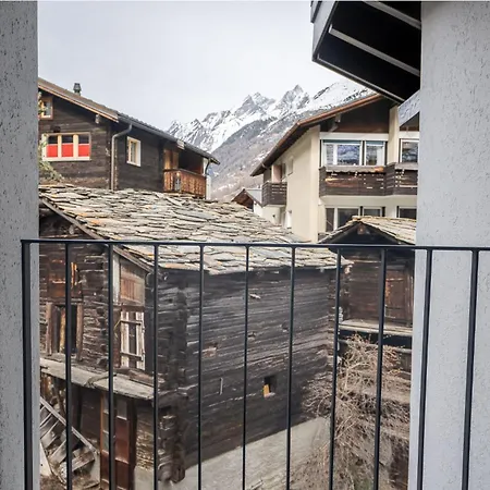 Penthouse-apartment Haus Attila 采尔马特